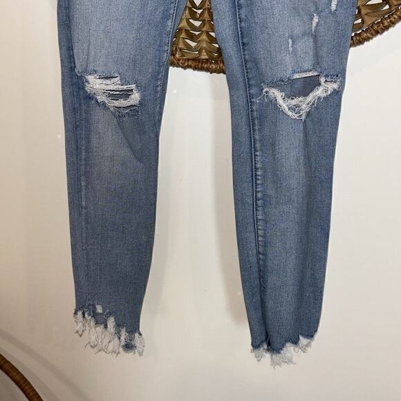 American Eagle Next Level hi rise jeggings crop stretch frayed jeans size 2 - Picture 3 of 8
